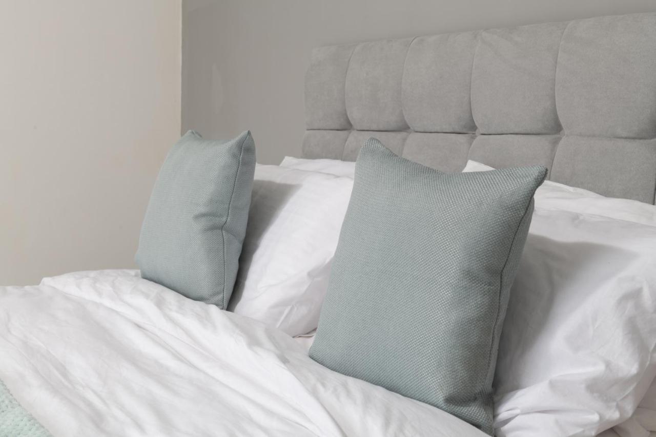 Glan Conwy House One And Two Bedroom Apartments Llanrwst Exteriör bild